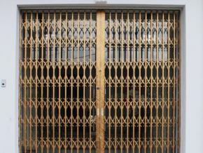 Cửa kéo tại Hòa Lân