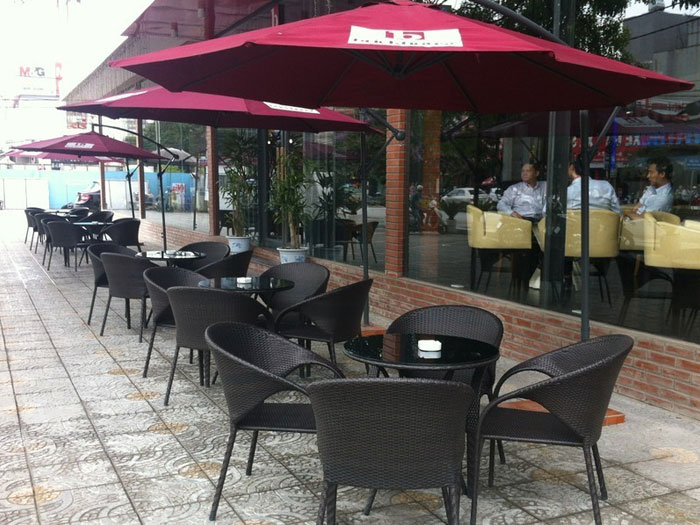 Dù che quán cà phê sân vườn tại Tx. Thuận An